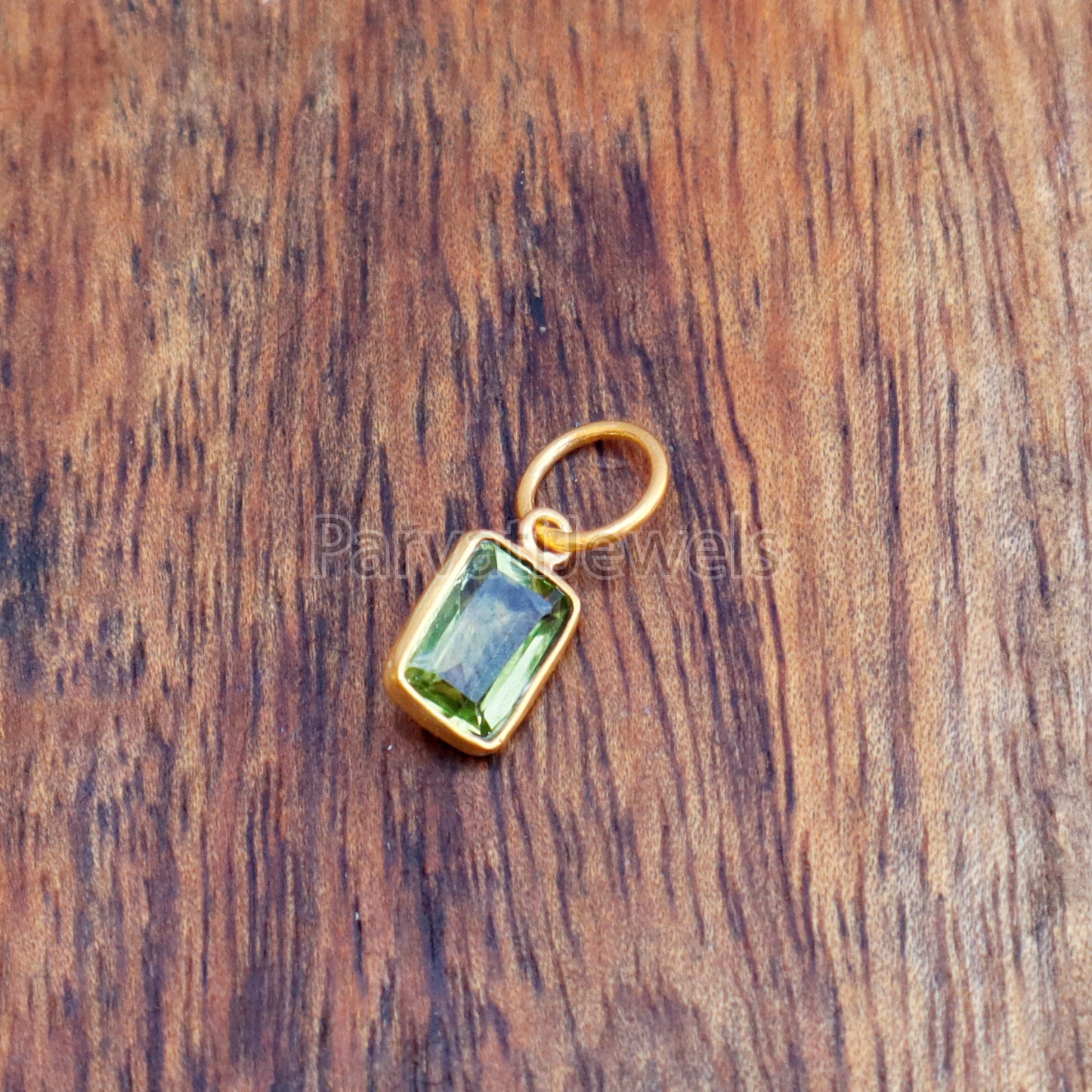 Peridot Charm, 18k Solid Gold Charm, Natural Peridot Charm, Gold Charm, Charm Pendant, Charm Necklace, Handmade Gold Charm, Gift for Her