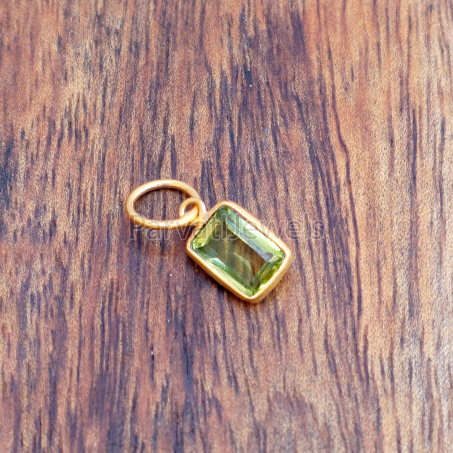 Peridot Charm, 18k Solid Gold Charm, Natural Peridot Charm, Gold Charm, Charm Pendant, Charm Necklace, Handmade Gold Charm, Gift for Her