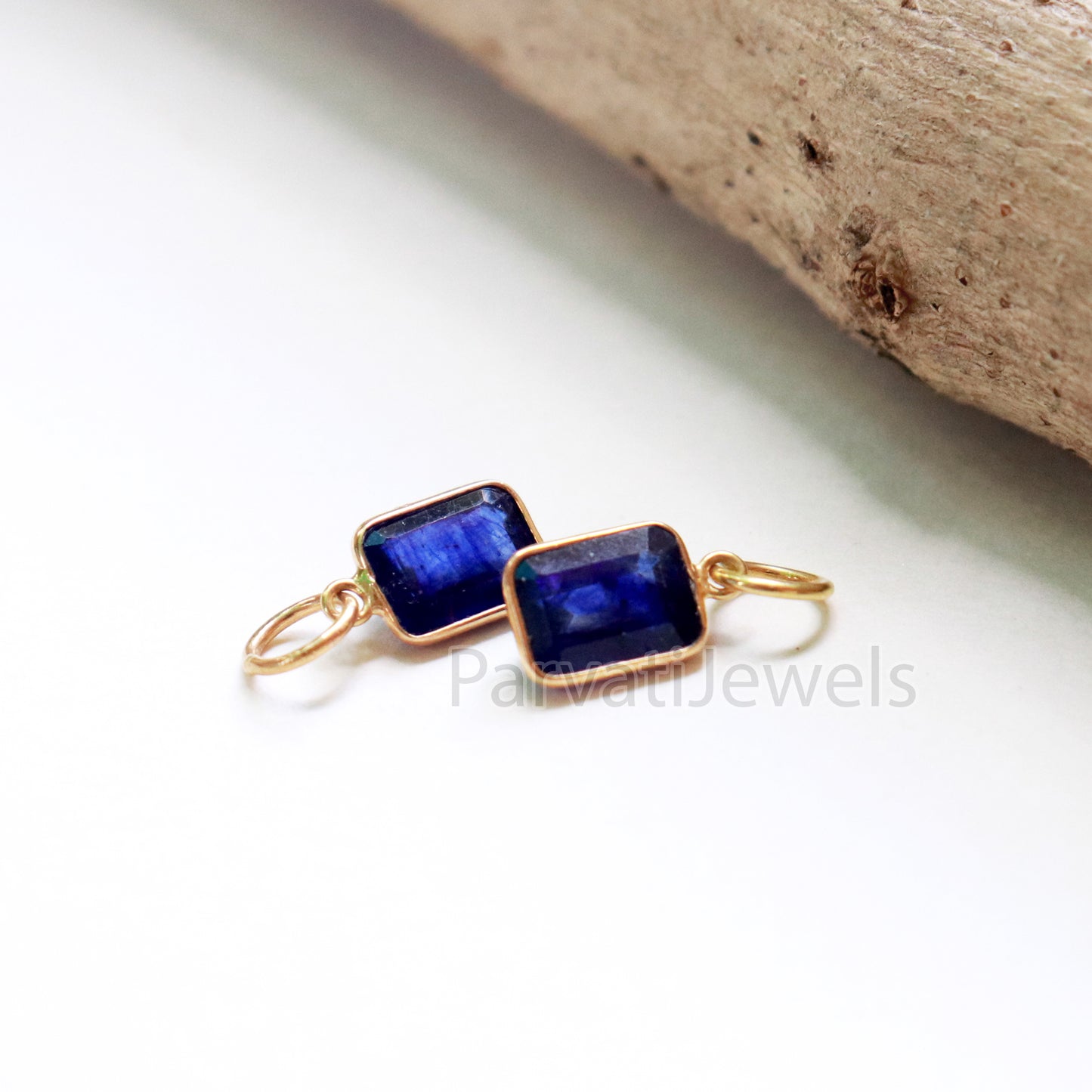 Lab Grown Tanzanite Charm, 18k Solid Gold Charm, Handmade Gold Charm, Tanzanite Dainty Charm, Minimalist Pendant, Tanzanite Charm