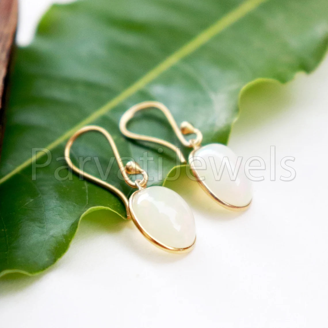 Ethiopian Opal dangle Earring, Dangle Earring, Natural Ethiopian Opal Earring, Minimalist Dangle Earring , SOLID18k gold earrings