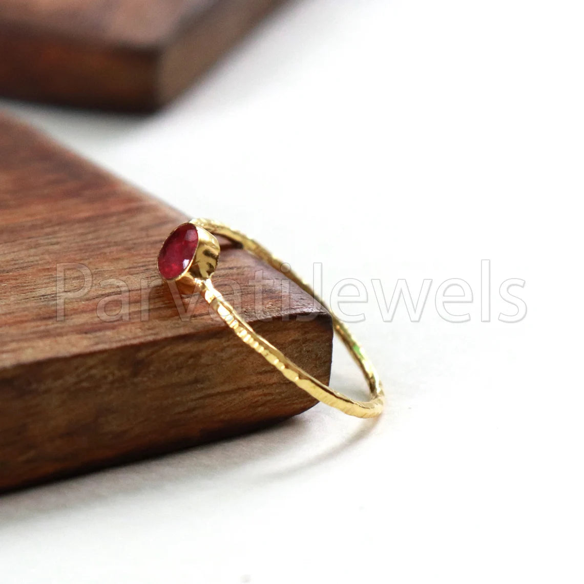 Natural Ruby Ring, Ruby Gold Ring, 18k Solid Gold Ruby Ring, Handmade Gold Ring, Ruby Engagement Ring, Wedding Ruby Ring, Hammered Gold Ring