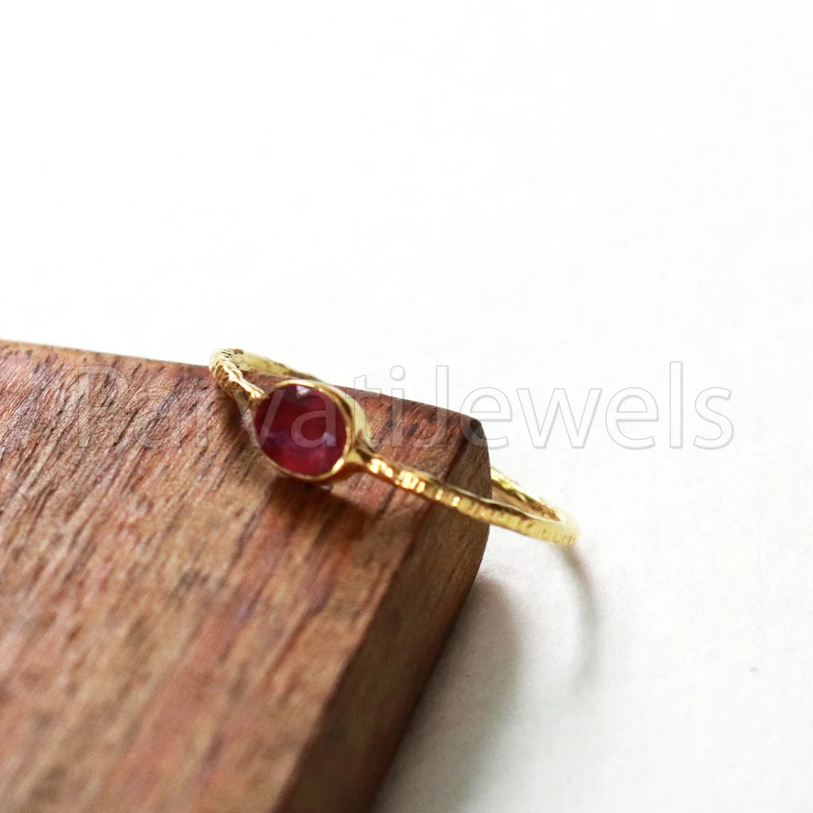 Natural Ruby Ring, Ruby Gold Ring, 18k Solid Gold Ruby Ring, Handmade Gold Ring, Ruby Engagement Ring, Wedding Ruby Ring, Hammered Gold Ring