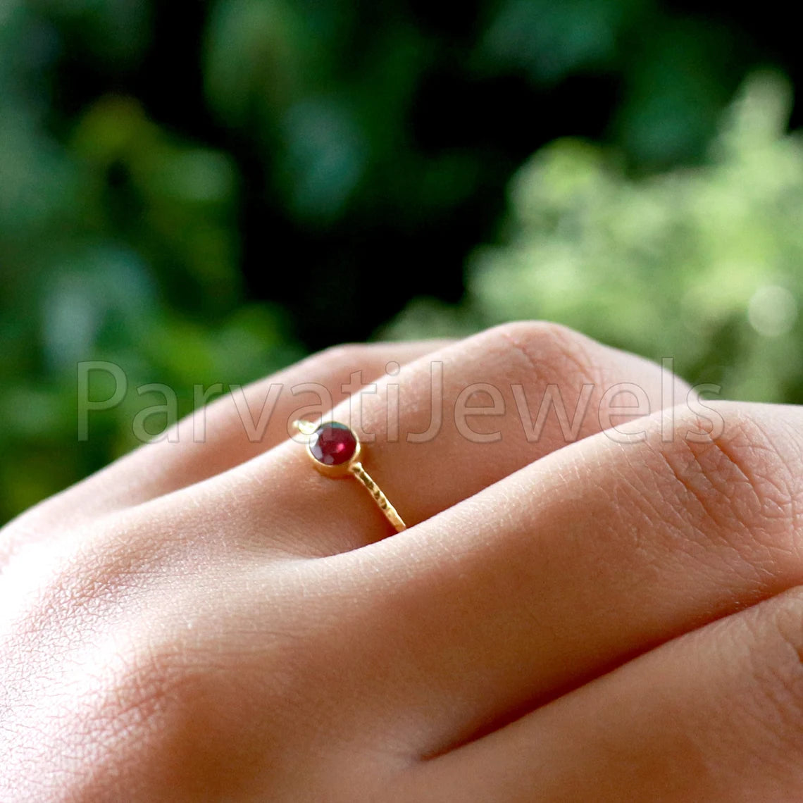 Natural Ruby Ring, Ruby Gold Ring, 18k Solid Gold Ruby Ring, Handmade Gold Ring, Ruby Engagement Ring, Wedding Ruby Ring, Hammered Gold Ring