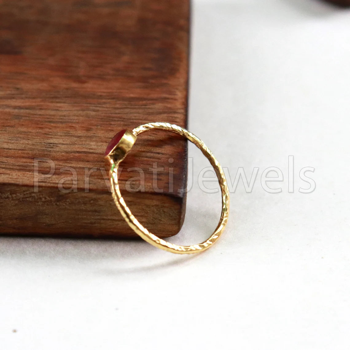 Natural Ruby Ring, Ruby Gold Ring, 18k Solid Gold Ruby Ring, Handmade Gold Ring, Ruby Engagement Ring, Wedding Ruby Ring, Hammered Gold Ring