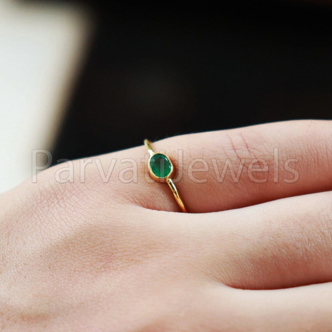 Natural Emerald Ring, Emerald Gold Ring, 18k Solid Gold Ring, Handmade Gold Ring, Emerald Engagement Ring, Wedding Ring, Hammered Gold Ring