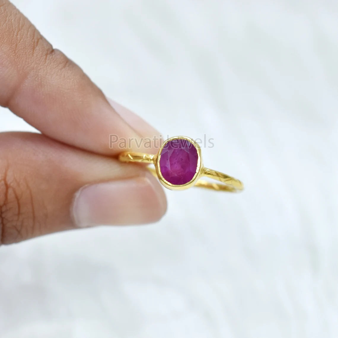 Natural Ruby Oval Shape Gold Ring, 14K & 18k Ruby Gold Ring, Gold Ring, Engagement Ring, Solid Gold Ring, Handmade Ring, Gift for her