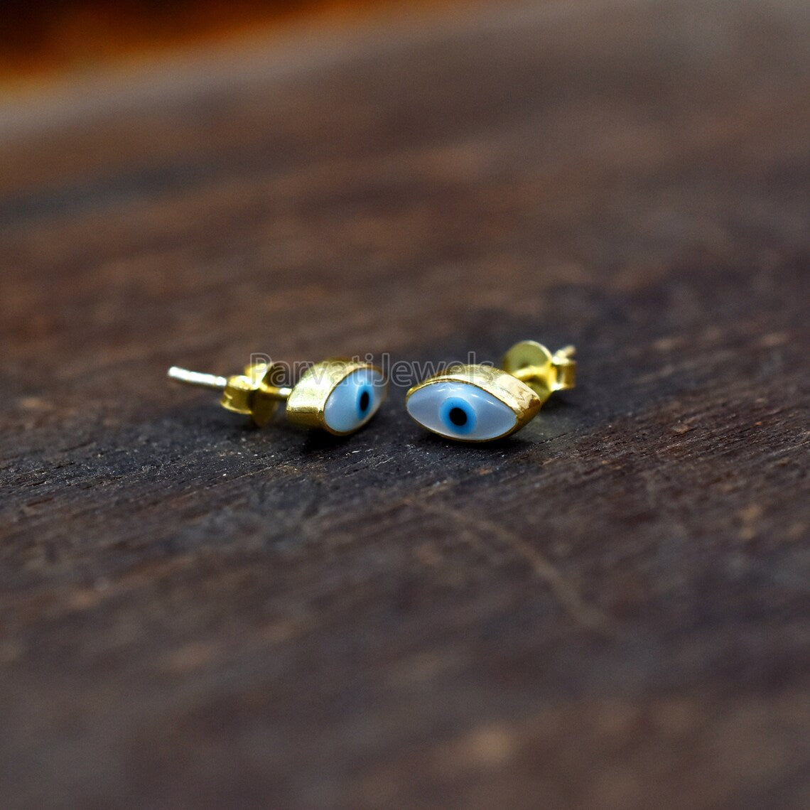 Very Beautiful Mother Of Pearl Evil Eye 18k Gold Earrings, Minimalist Solid Gold Earrings, 18k Solid Gold Stud Earrings, Handmade Earrings