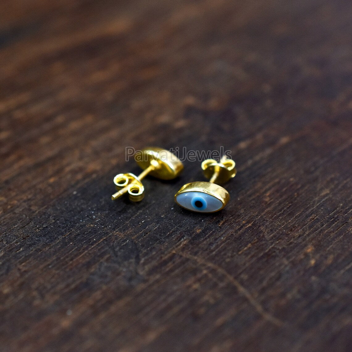 Very Beautiful Mother Of Pearl Evil Eye 18k Gold Earrings, Minimalist Solid Gold Earrings, 18k Solid Gold Stud Earrings, Handmade Earrings