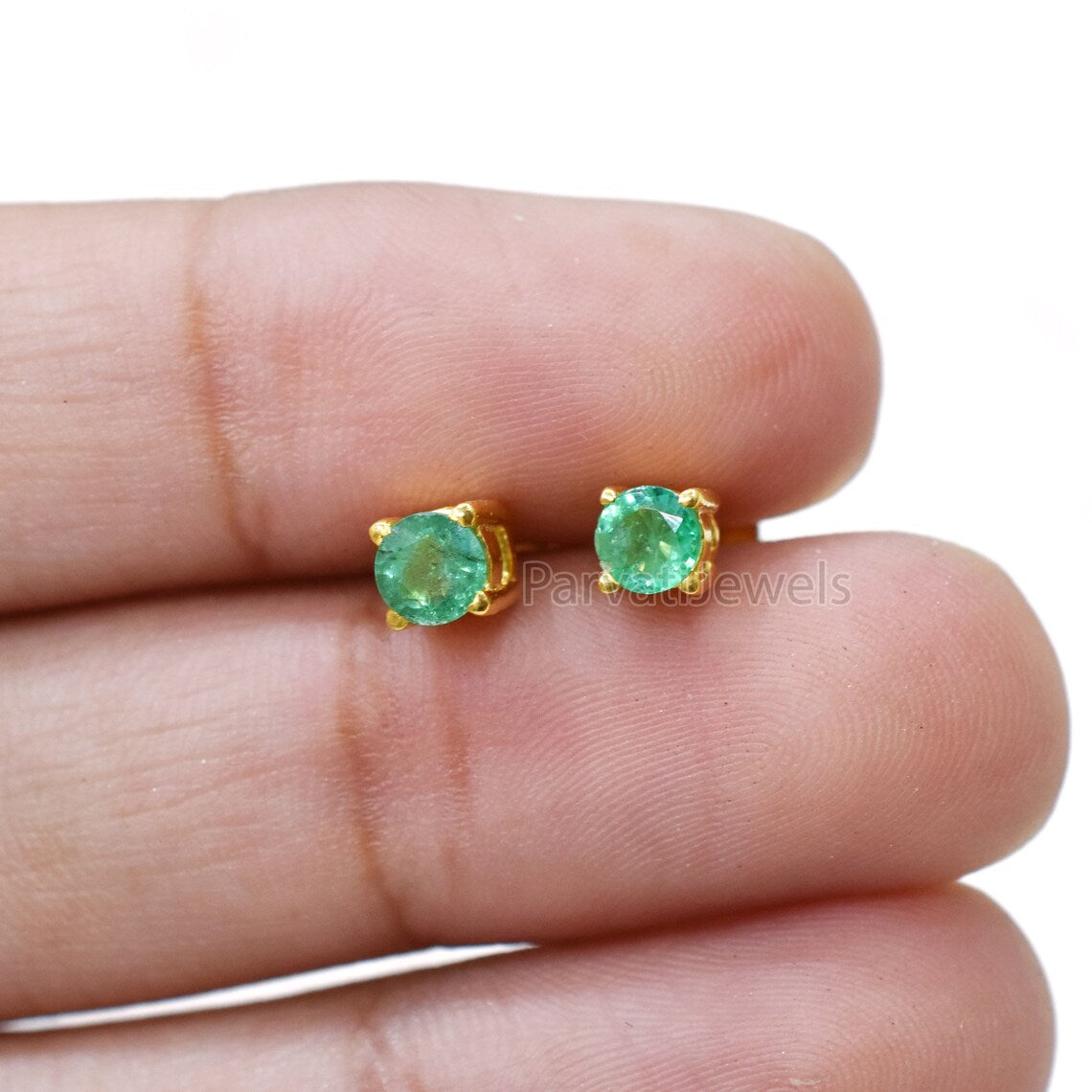 Natural Emerald Gemstone 18k Solid Gold Stud Earrings, 18k Solid Gold Earrings, Emerald Stud Earrings, Round Emerald Solid Gold Earrings