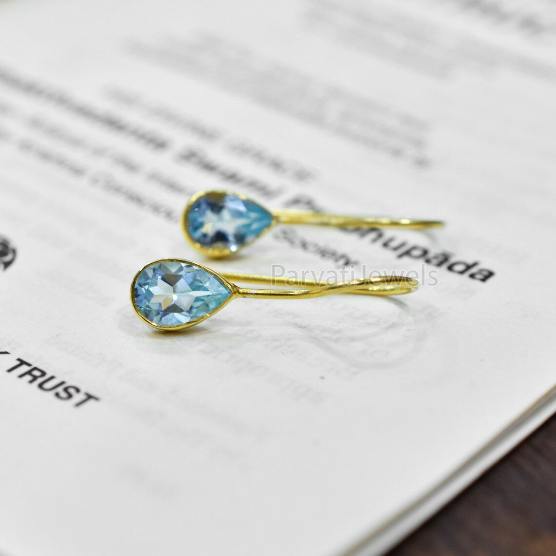 Natural Blue Sapphire Gemstone 18k Solid Gold Earrings, Gold Earrings, Blue Topaz Dangler Earrings, Natural Gold Earrings, Handmade Earring