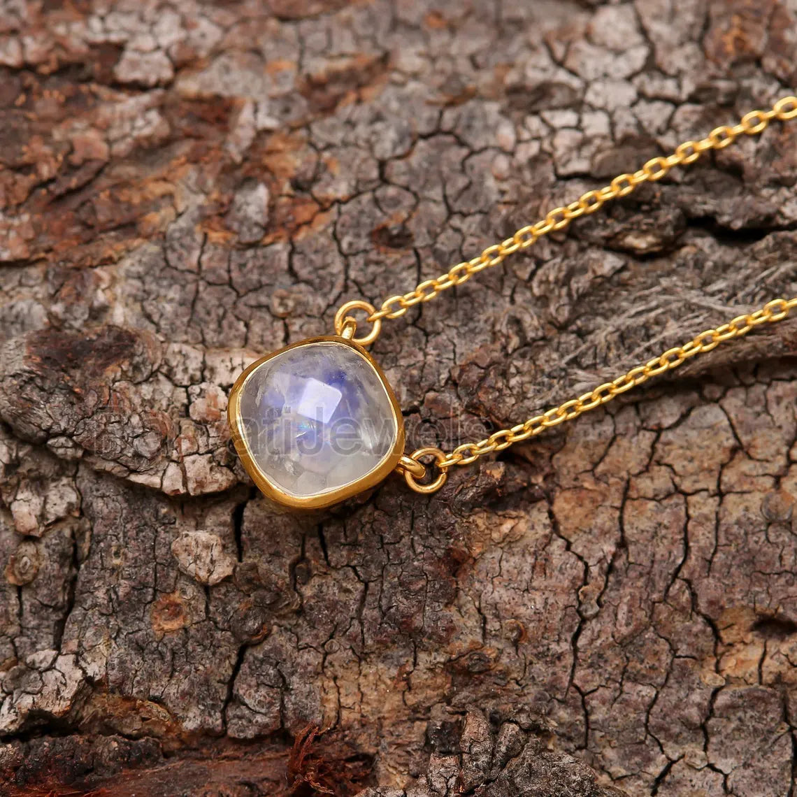 Natural Fire Rainbow Moonstone Necklace, 18k Solid Gold Necklace, Blue Moonstone Necklace, Handmade Gold Necklace, Birthstone Gold Necklace