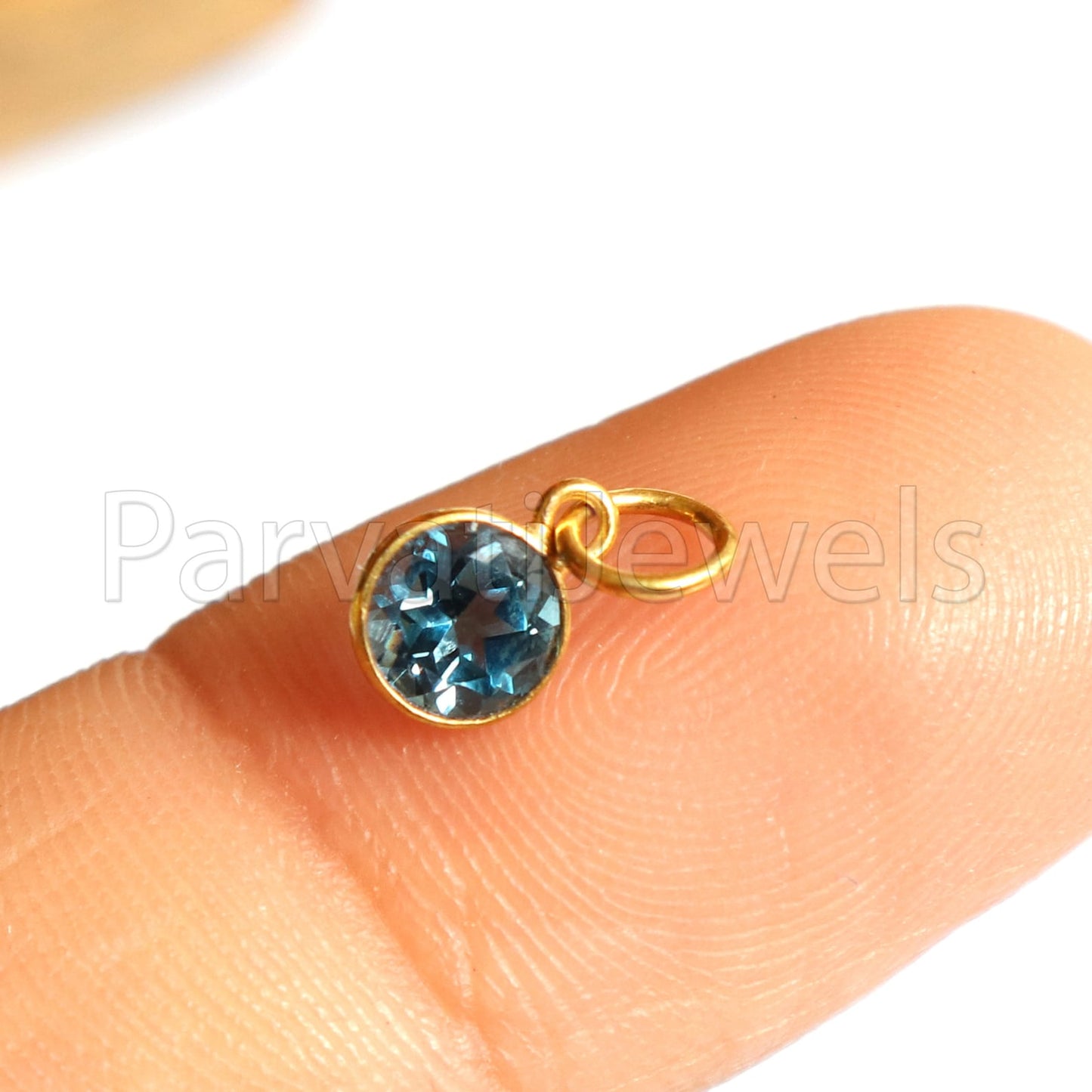 Natural London Blue Topaz Charm, 18k Solid Gold Charm, Handmade Gold Charm, Charm Pendant, Charms Necklace, London Blue Topaz Charms