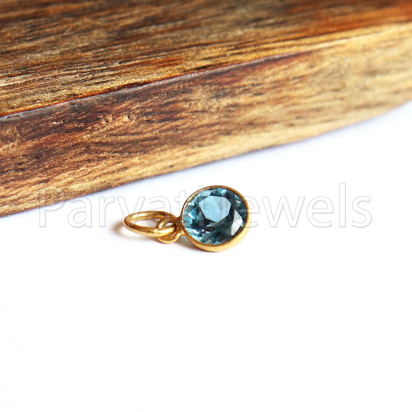 Natural London Blue Topaz Charm, 18k Solid Gold Charm, Handmade Gold Charm, Charm Pendant, Charms Necklace, London Blue Topaz Charms