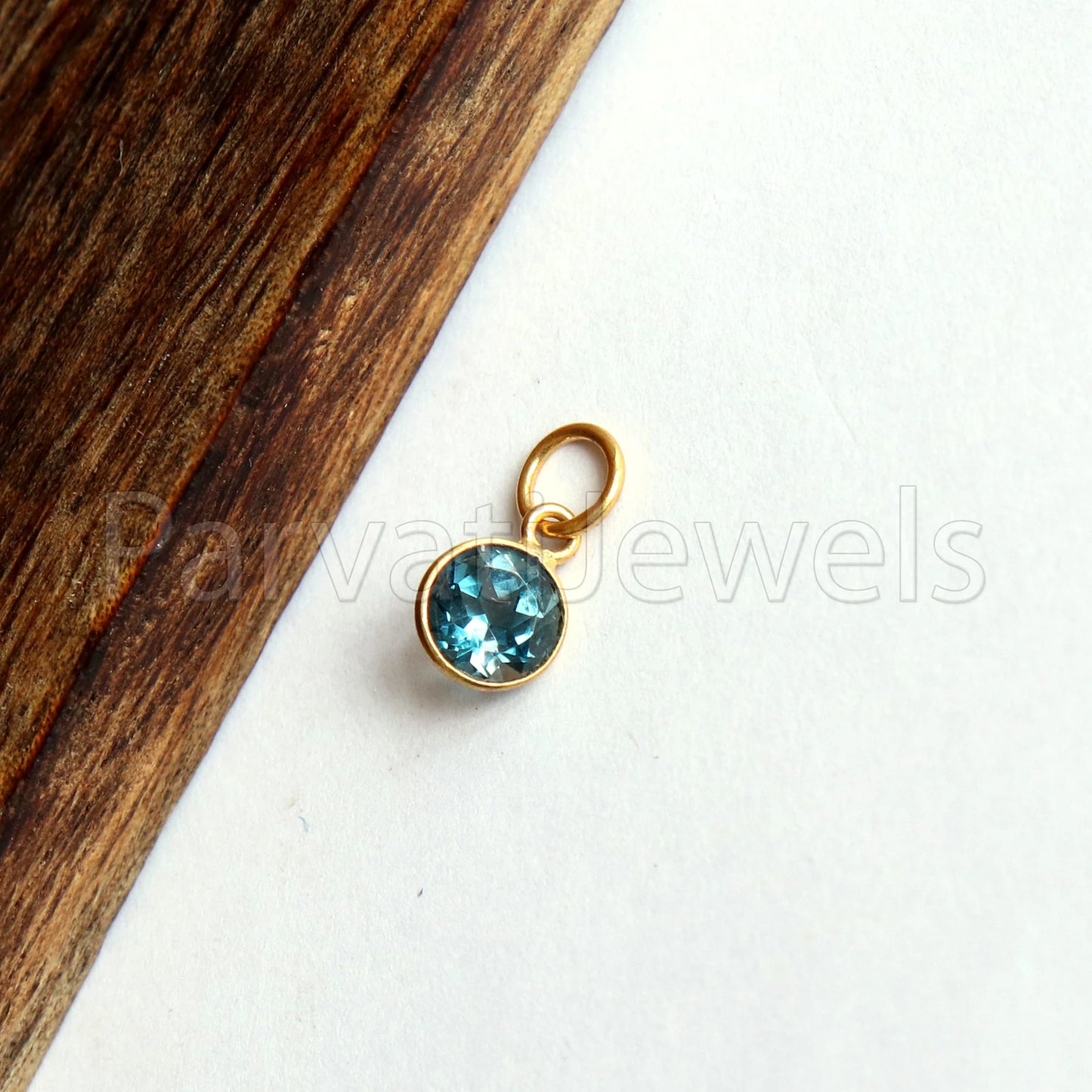 Natural London Blue Topaz Charm, 18k Solid Gold Charm, Handmade Gold Charm, Charm Pendant, Charms Necklace, London Blue Topaz Charms