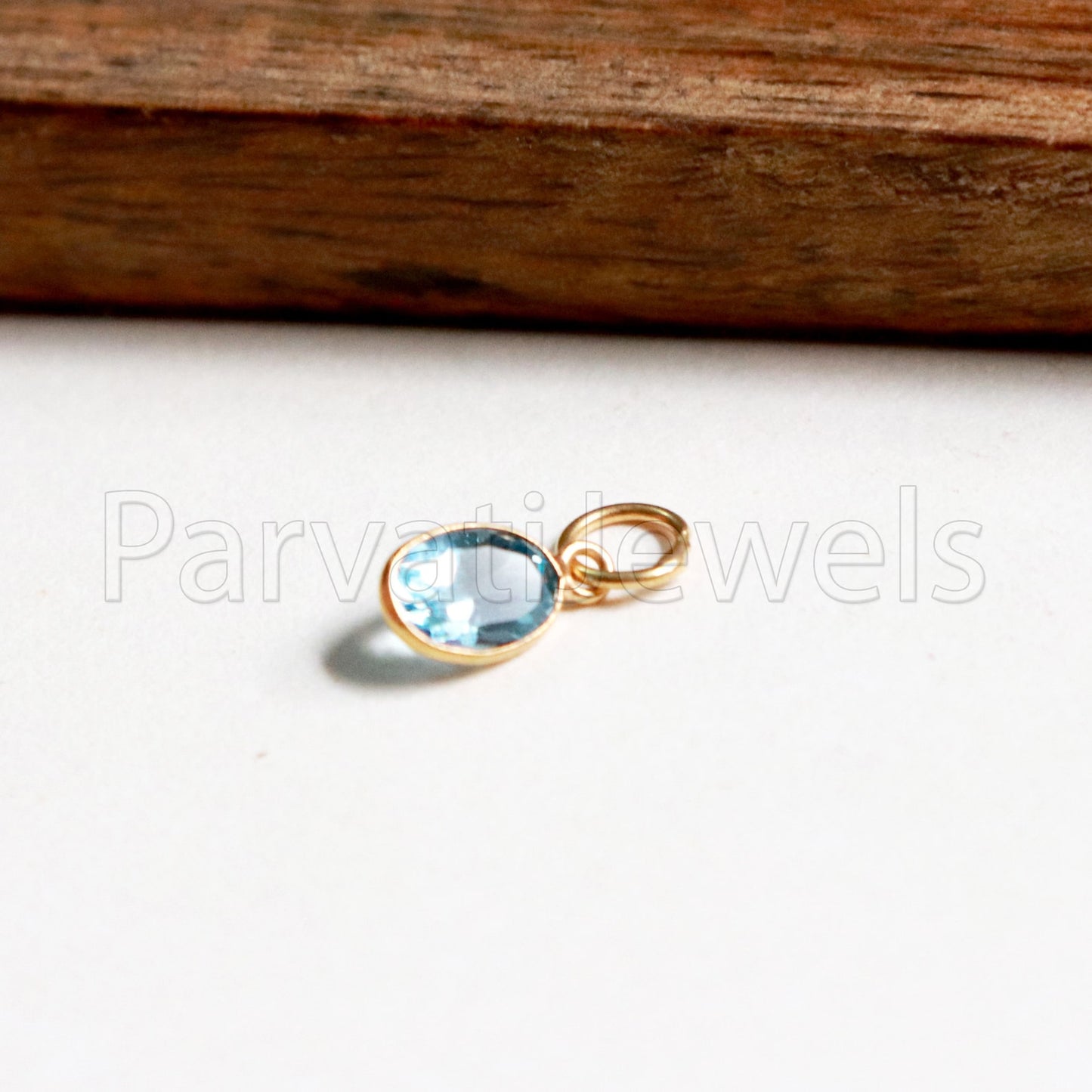Blue Topaz Charm, 18k Solid Gold Charm, Topaz Charm, Gold Charm, Faceted Blue Topaz Charm , Handmade Gold Charm, Minimaliast Pendant