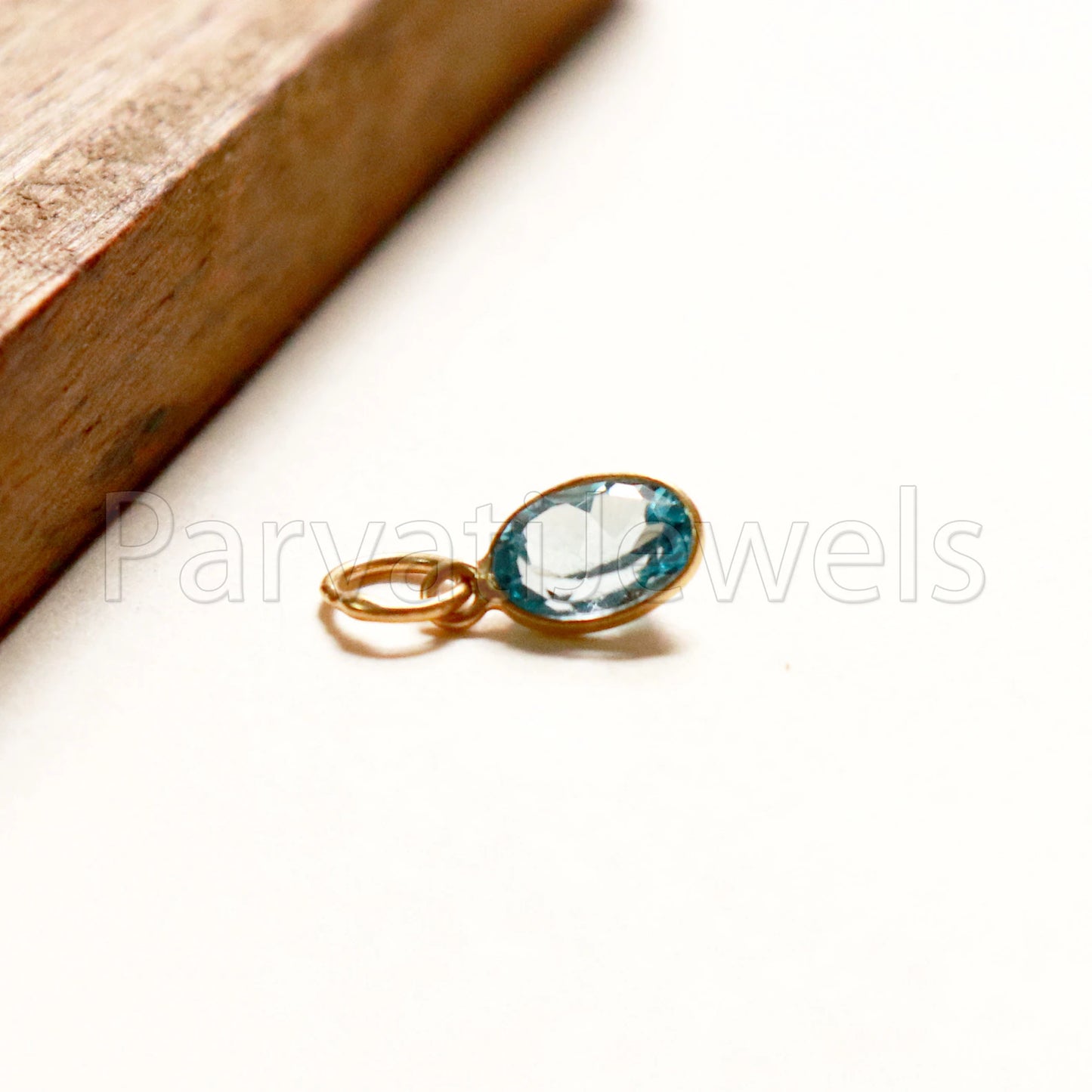 Blue Topaz Charm, 18k Solid Gold Charm, Topaz Charm, Gold Charm, Faceted Blue Topaz Charm , Handmade Gold Charm, Minimaliast Pendant