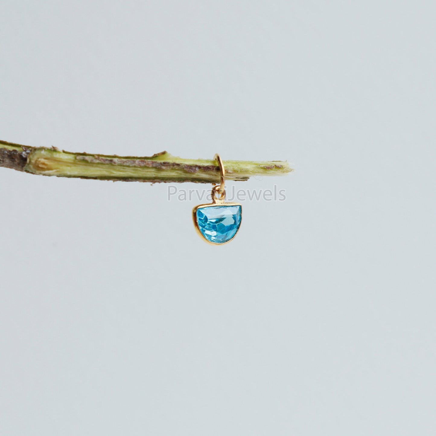 Solid Gold Blue Topaz Square Shape Charm Pendant, 18K Solid Gold Blue Topaz Charm, Minimalist Charm Pendant, Gold Charm, Gift Jewelry (Copy)