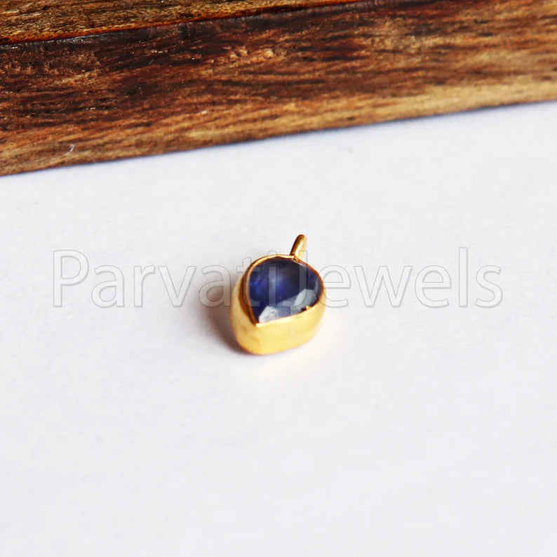 Sapphire Charm, 18k Solid Gold Charm, Natural Sapphire Charm, Gold Charm, Charm Pendant, Charm Necklace, Handmade Gold Charm