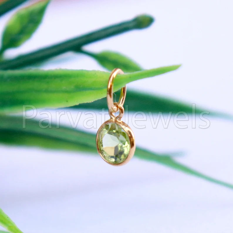 Peridot Charm, 18k Solid Gold Charm, Natural Peridot Charm, Gold Charm, Charm Pendant, Charm Necklace, Handmade Gold Charm