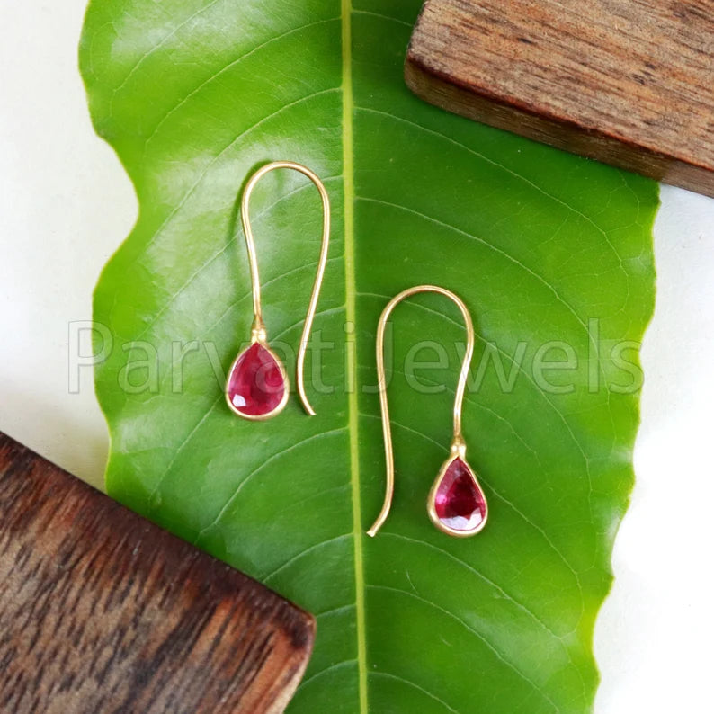 Natural Ruby Earring, Ruby Dangle Earring, Solid 18K Gold Earring, Handmade Gold Earring, Minimalist Dangle Earring, Gift for her