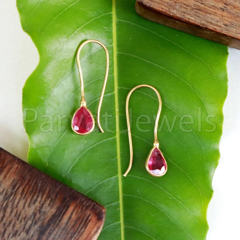 Natural Ruby Earring, Ruby Dangle Earring, Solid 18K Gold Earring, Handmade Gold Earring, Minimalist Dangle Earring, Gift for her