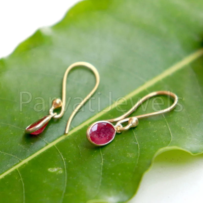Natural Ruby Dangle Earring, Dangle Earring,Ruby Earring, Minimalist Dangle Earring, Ruby Drop Earrings,SOLID18K Gold earrings, Gift for her