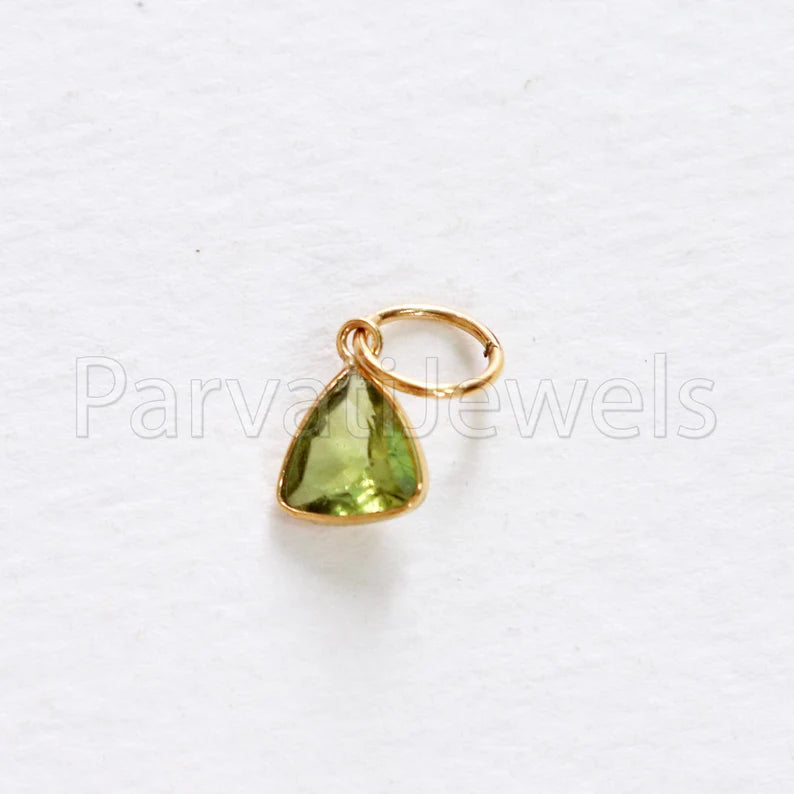 Peridot Charm, 18k Solid Gold Charm, Natural Peridot Charm, Gold Charm, Charm Pendant, Charm Necklace, Handmade Gold Charm