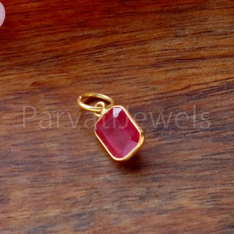 Ruby Charm, 18k Solid Gold Charm, Handmade Gold Charm, Charm Pendant, Charms Necklace, Ruby Charms, Minimalist Pendant, Natural Ruby Charms