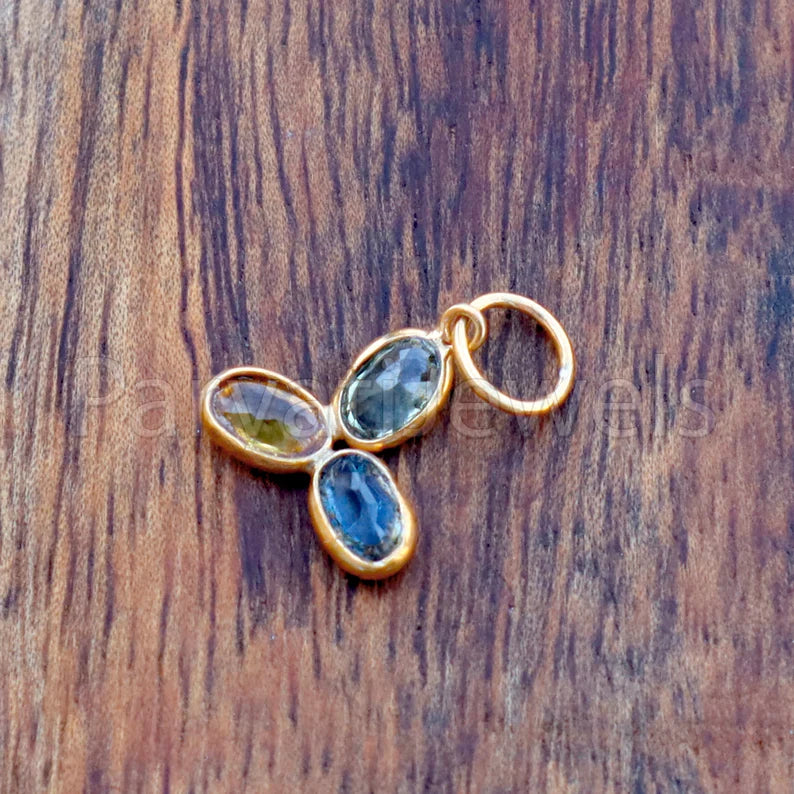 Natural Multi Sapphire Charm, 18k Solid Gold Charm, Multi Sapphire Charm, Gold Charm, Charm Pendant, Charm Necklace, Handmade Gold Charm