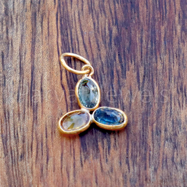 Natural Multi Sapphire Charm, 18k Solid Gold Charm, Multi Sapphire Charm, Gold Charm, Charm Pendant, Charm Necklace, Handmade Gold Charm