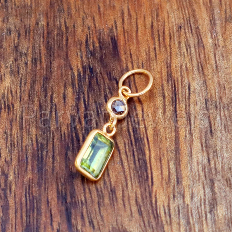 Peridot & Rose Cut Diamond Charm, 18k Solid Gold Charm, Peridot Charm, Gold Charm, Gold Charm Pendant, Charm Necklace, Handmade Gold Charm