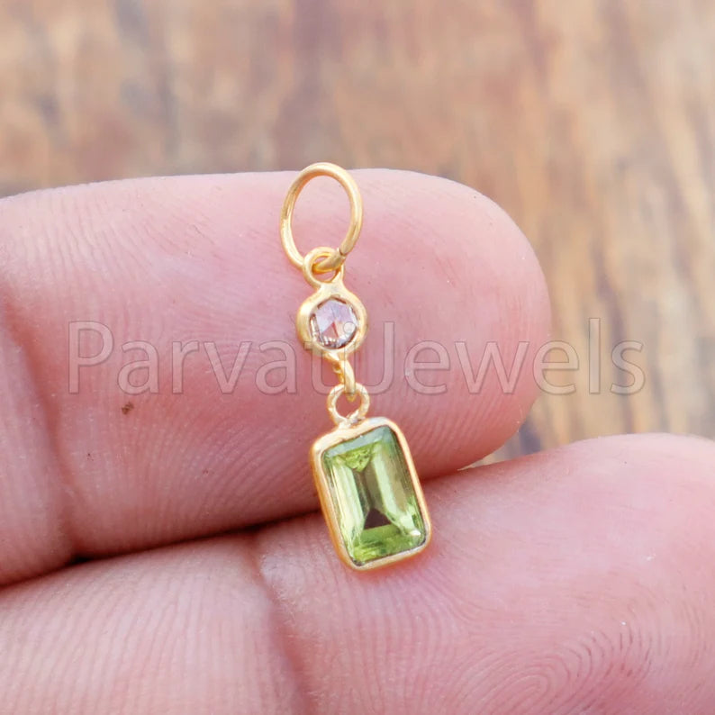 Peridot & Rose Cut Diamond Charm, 18k Solid Gold Charm, Peridot Charm, Gold Charm, Gold Charm Pendant, Charm Necklace, Handmade Gold Charm
