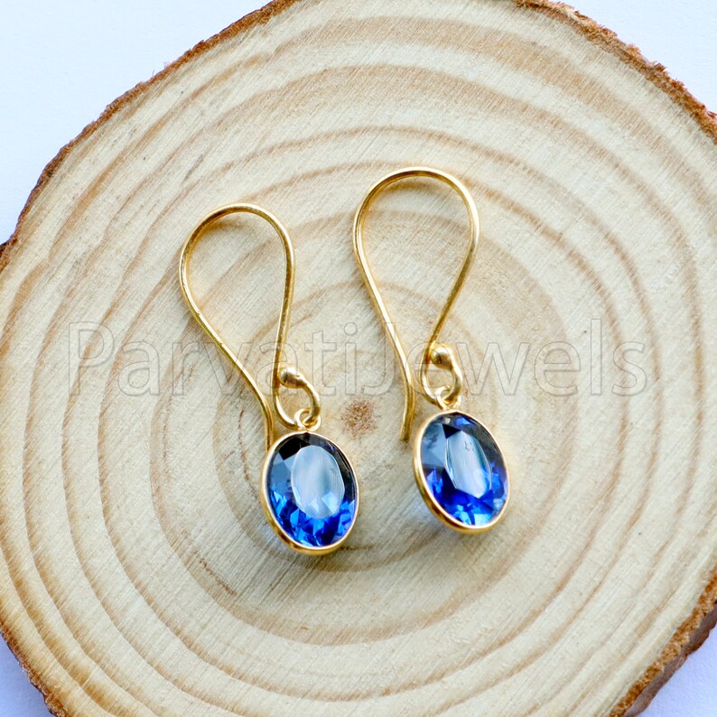 Blue Sapphire dangle Earring, Dangle Earring, Blue Sapphire Earring, Minimalist Dangle Earring, Solid 18K Gold Earring, Gift for her