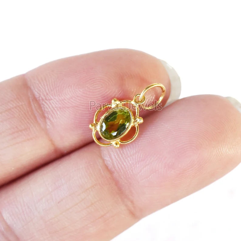 18k Solid Gold Peridot Charm Charm, Lab Created Peridot Charm, Gold Charm, Charm Necklace, Charm Pendant, Handmade Gold Charm, Gift for Her