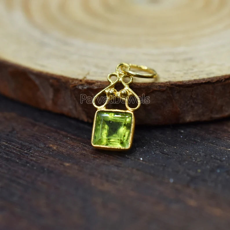 18K Peridot Charm Pendant, Gold Charm, Lab Created Peridot Charm, Gold Charm, Charm Pendant, Handmade Gold Charm, Gift for Her