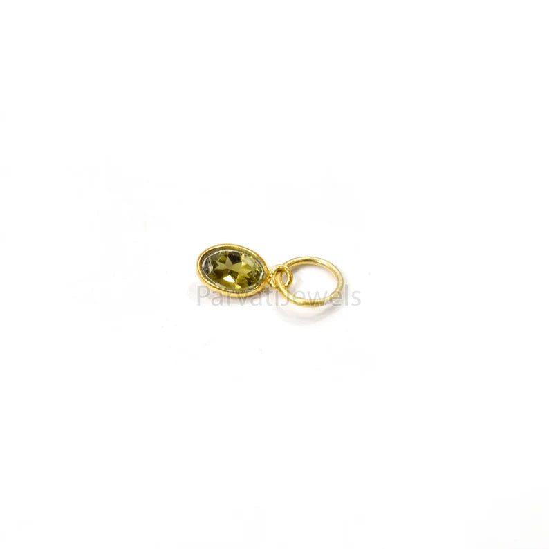 Sapphire Charm, 18k Solid Gold Charm, Natural Green Sapphire Charm, Gold Charm, Charm Pendant, Charm Necklace, Handmade Gold Charm
