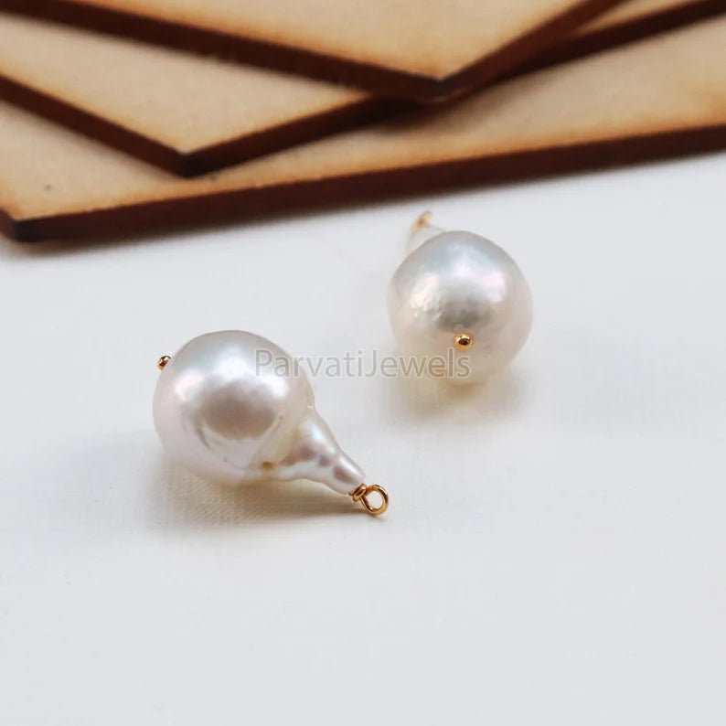 Natural Baruch Pearl Charm, 18k Solid Gold Charm, Pearl Charm, Pearl Charm Pendant, Handmade Gold Charm