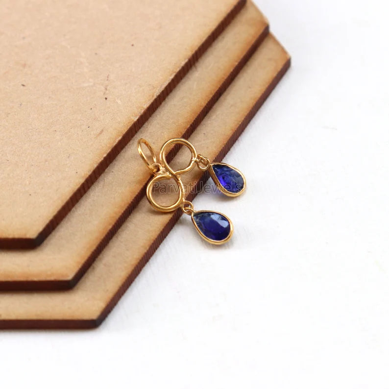 2 Stone Hanging Blue Sapphire Charm, 18k Solid Gold Charm, Natural Blue Sapphire Pendant, Charm Necklace, Natural Blue Sapphire Gold Charm