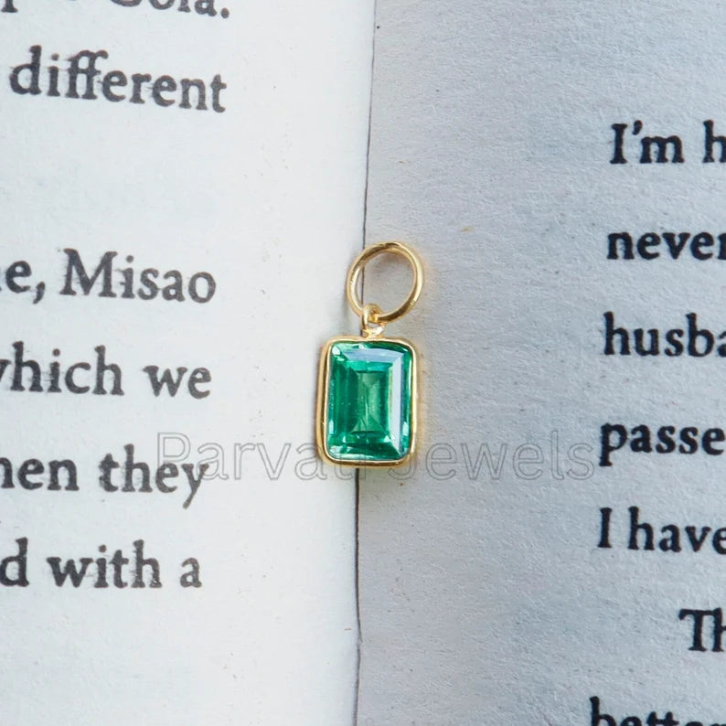 Exquisite Lab Created Peridot Charm, 18k Solid Gold Charm, Gold Jewelry, Gold Charm, Charm Necklace, Handmade Gold Charm, Gift for Her 4x6