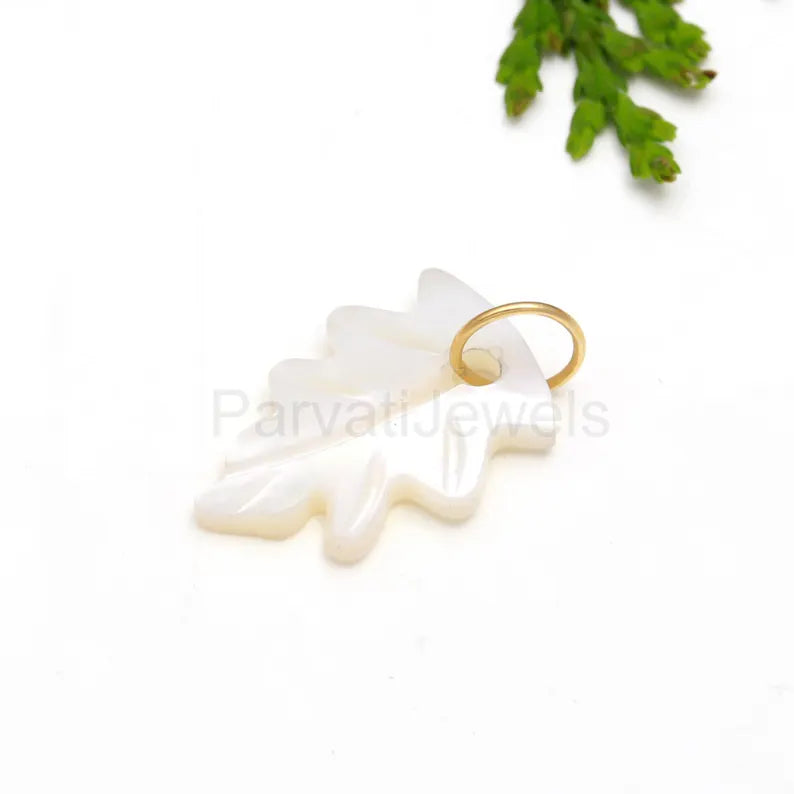 Natural Mother of Pearl Charm, 18k Solid Gold Charm, Mother of Pearl Leaf Charm, Pearl Charm Necklace, Charm Pendant, Handmade Gold Charm