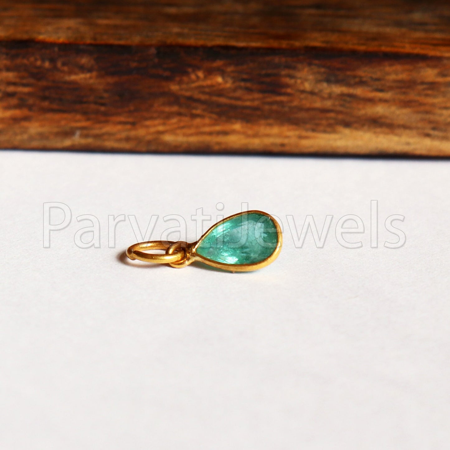 Emerald Charm, 18k Solid Gold Charm, Natural Emerald Charm, Gold Charm, Charm Pendant, Charm Necklace, Handmade Gold Charm