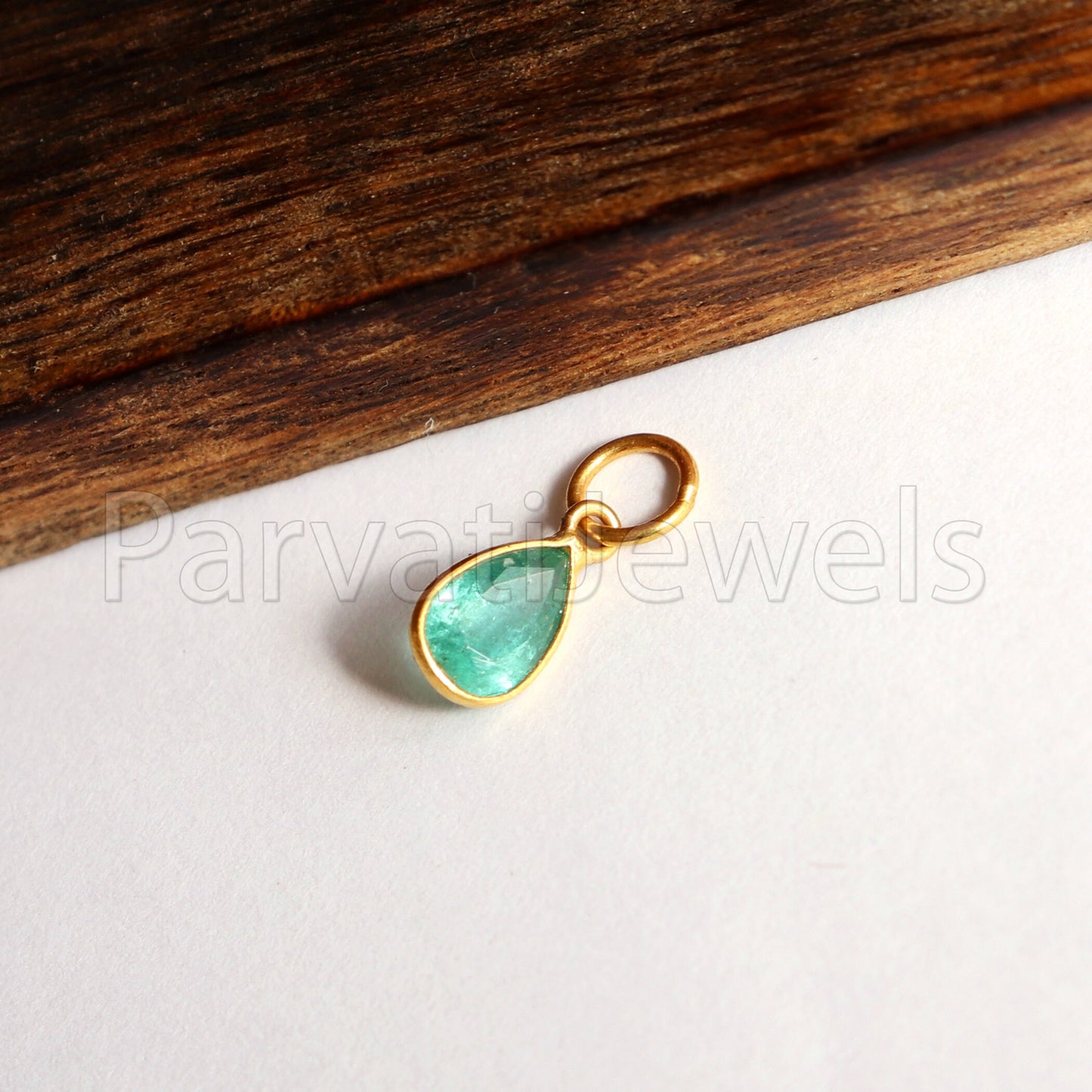 Emerald Charm, 18k Solid Gold Charm, Natural Emerald Charm, Gold Charm, Charm Pendant, Charm Necklace, Handmade Gold Charm