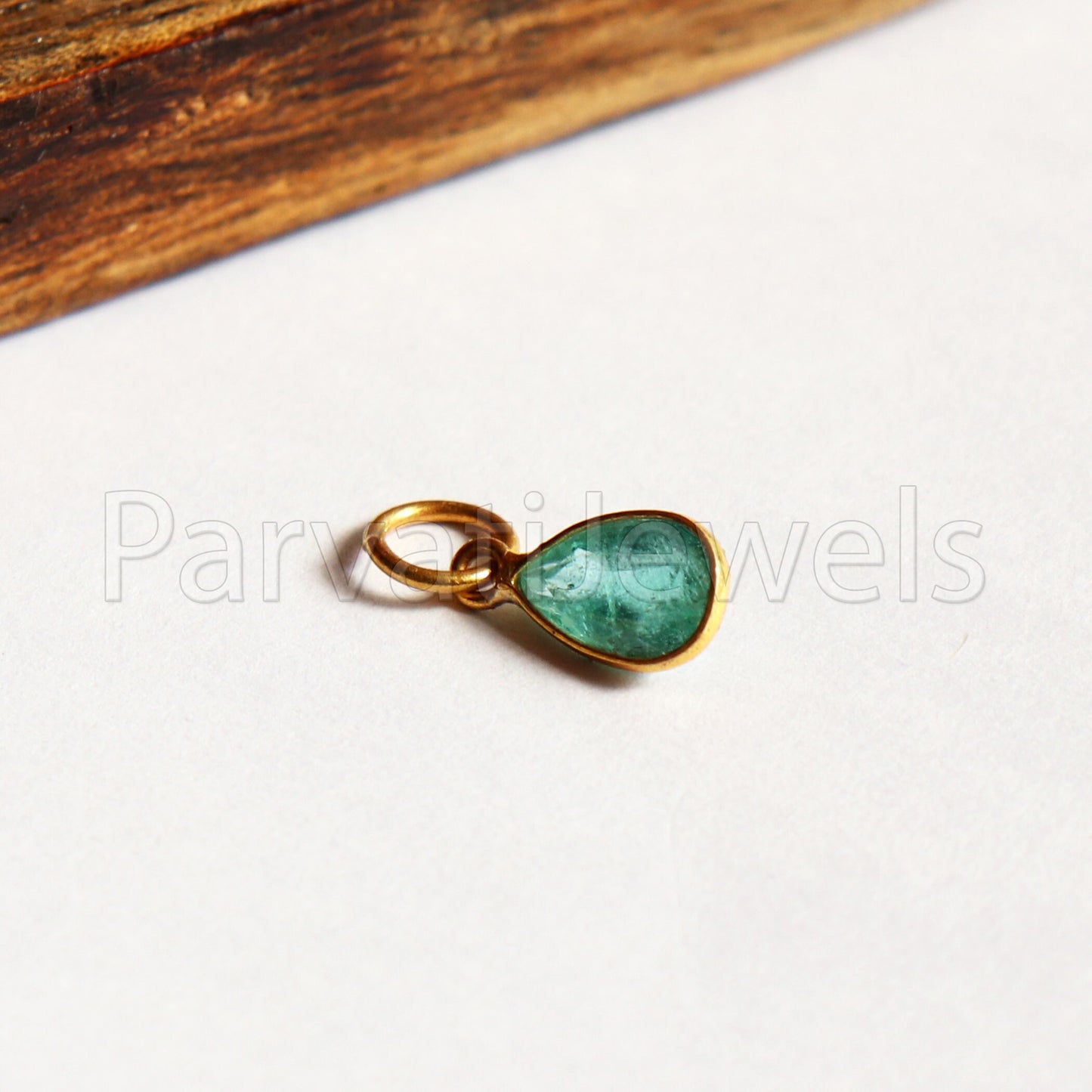 Emerald Charm, 18k Solid Gold Charm, Natural Emerald Charm, Gold Charm, Charm Pendant, Charm Necklace, Handmade Gold Charm