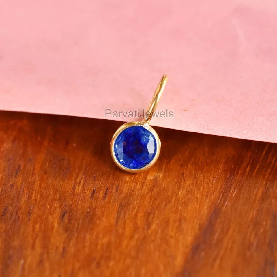 18K Solid Gold Natural Blue Sapphire Gemstone Charm Pendant, Round Shape Sapphire Gold Charm, September Birthstone, Made for gifting
