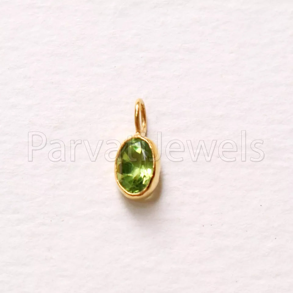Peridot Charm, 18k Solid Gold Charm, Natural Peridot Charm, Gold Charm, Charm Pendant, Charm Necklace, Handmade Gold Charm