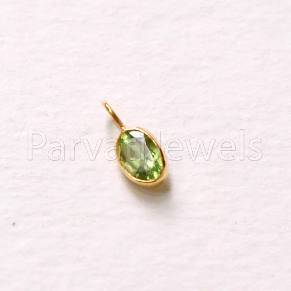 Peridot Charm, 18k Solid Gold Charm, Natural Peridot Charm, Gold Charm, Charm Pendant, Charm Necklace, Handmade Gold Charm