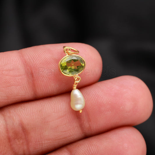 AA Peridot Charm, Solid 14k & 18k Gold Charm, Peridot Oval Charm, Gold Charm Pendant, Charm Necklace, Handmade Gold Charm, Charm Pendant