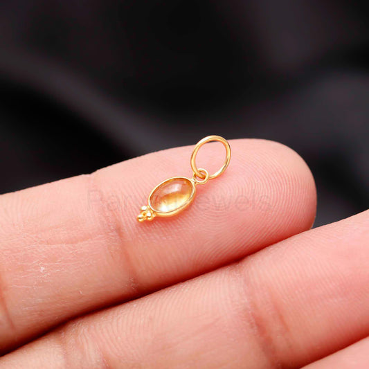 Natural Yellow Sapphire Charm, Solid 18k Gold Charm, Gold Charm, Sapphire Charm Pendant, Gold Charm Necklace, Handmade Gold Charm Pendant