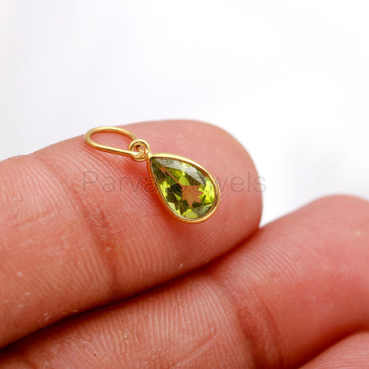 Natural Peridot Charm, 18k Solid Gold Charm, Natural Peridot Charm, Gold Charm, Handmade Gold Charm, Peridot Charm Pendant, Charm Necklace
