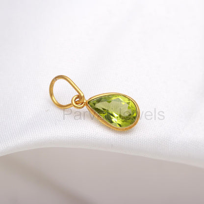 Natural Peridot Charm, 18k Solid Gold Charm, Natural Peridot Charm, Gold Charm, Handmade Gold Charm, Peridot Charm Pendant, Charm Necklace